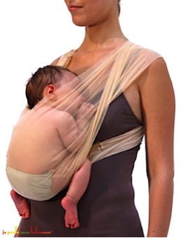 Porte-bébé sur la hanche